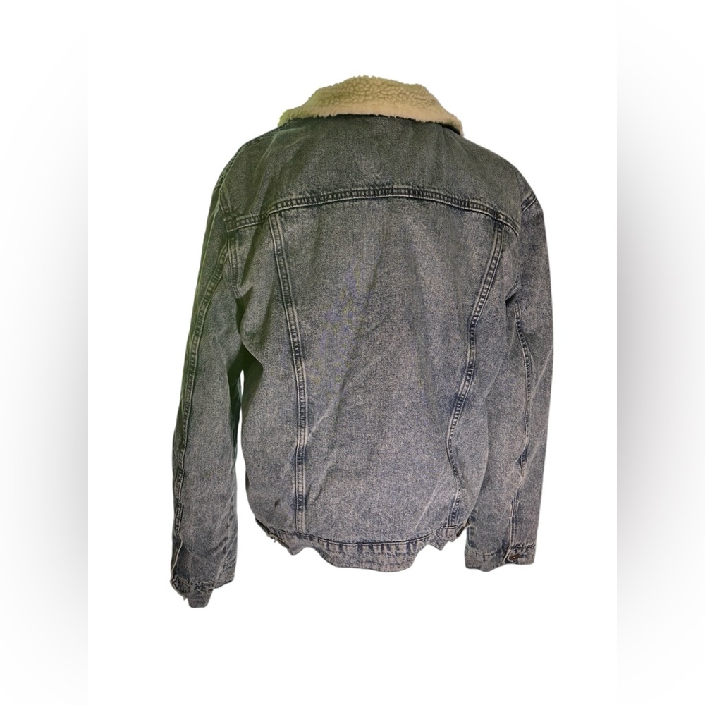 GUESS Men’s Sherpa Lined Denim Jacket | Blue Jean Trucker Coat - Picture 3 of 10